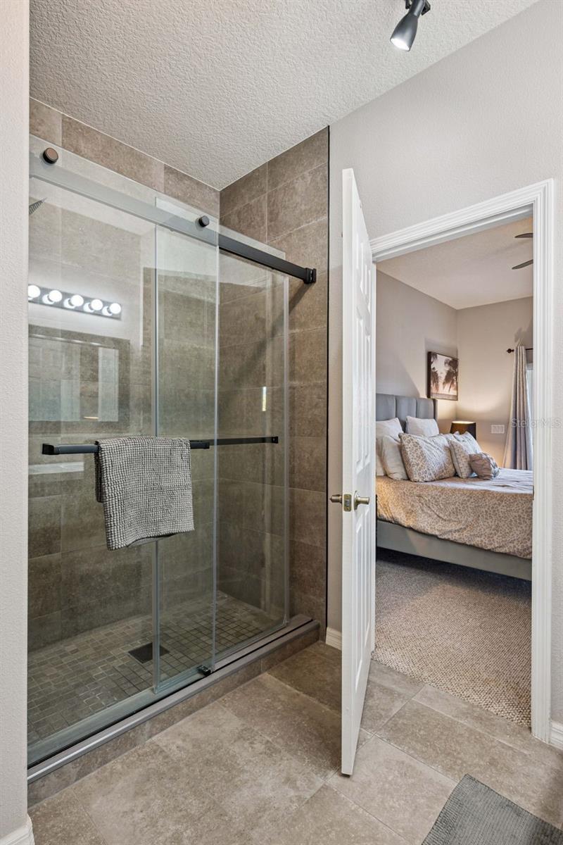 OAKWATER - Residential