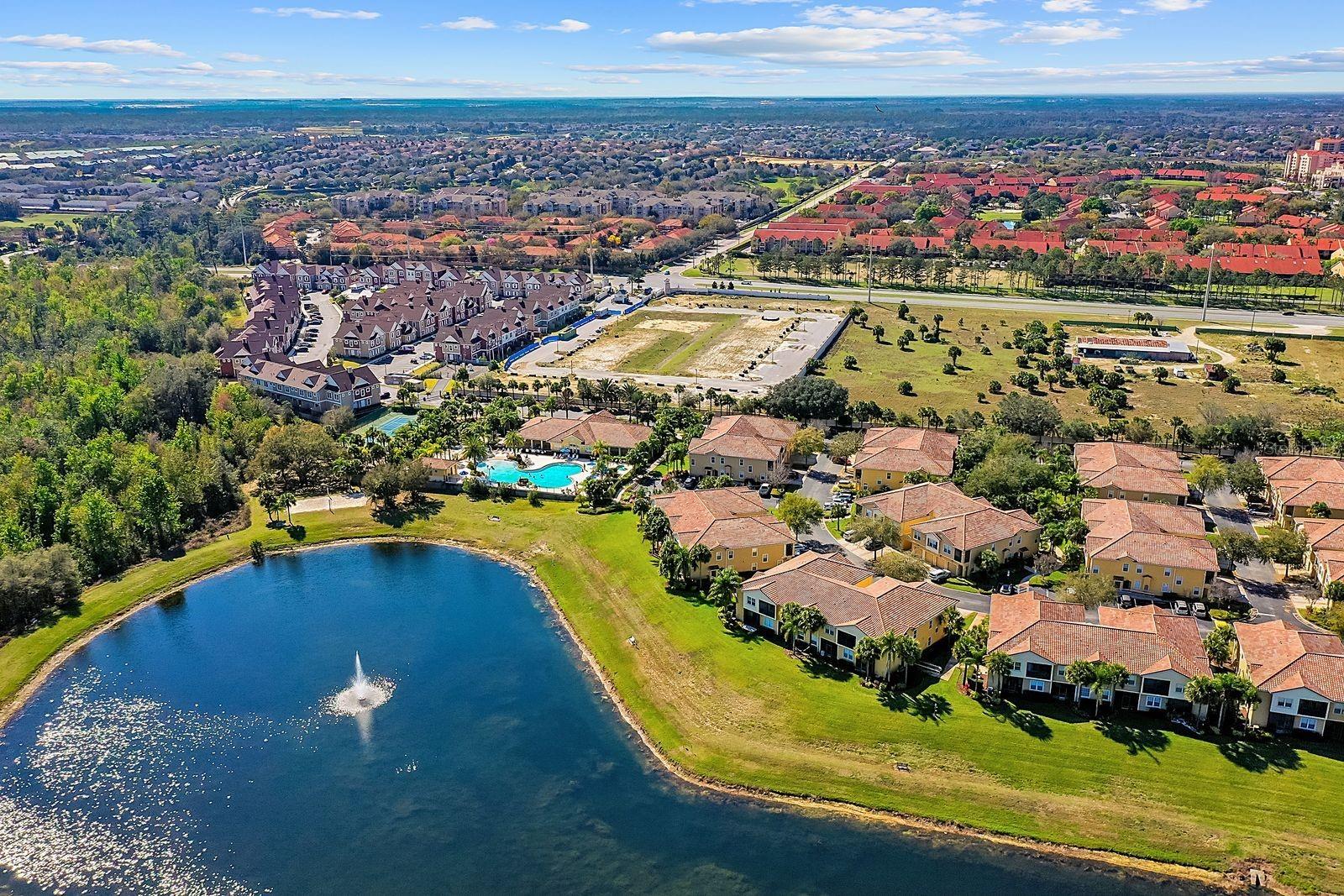 OAKWATER - Residential