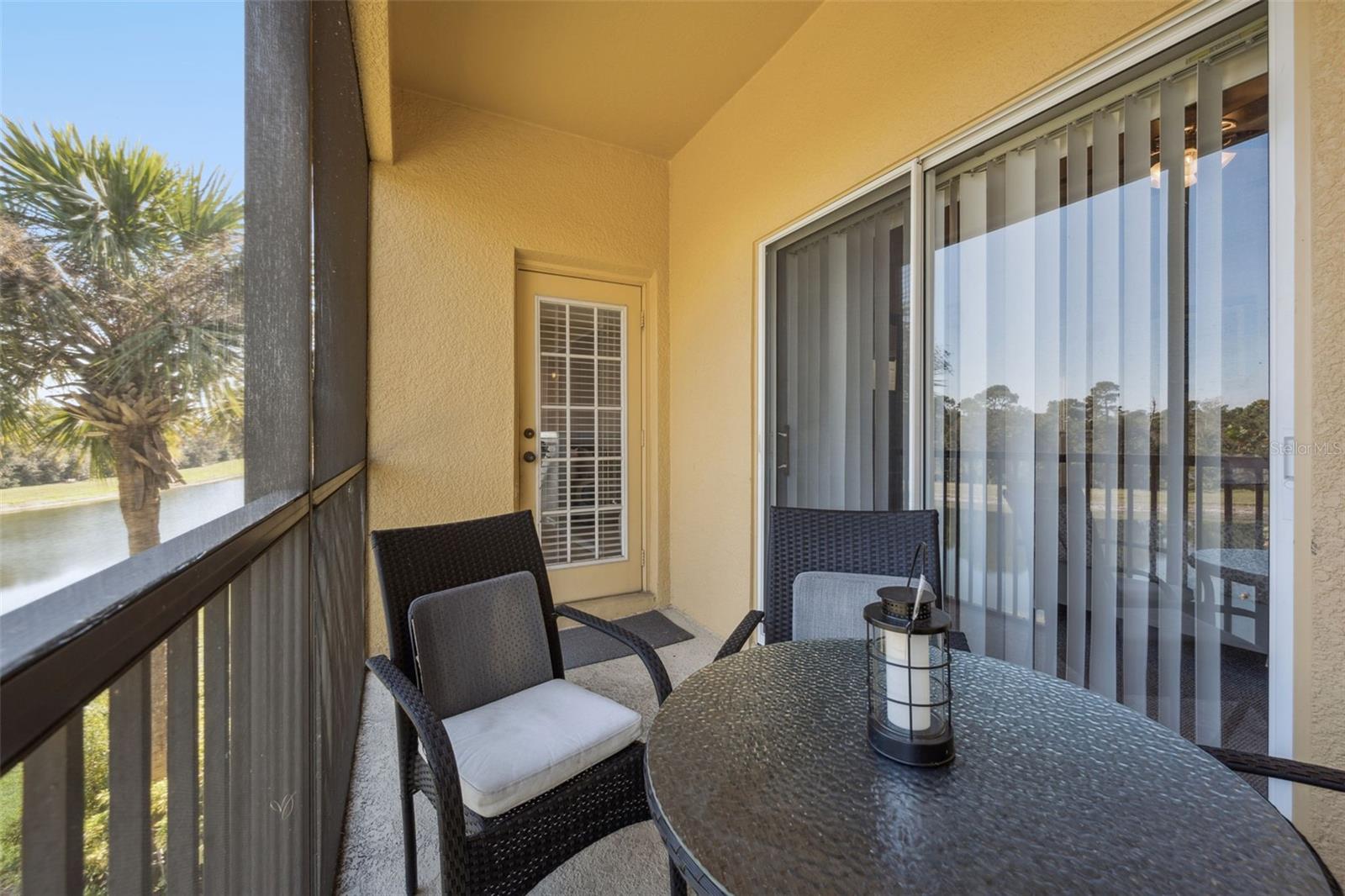 OAKWATER - Residential