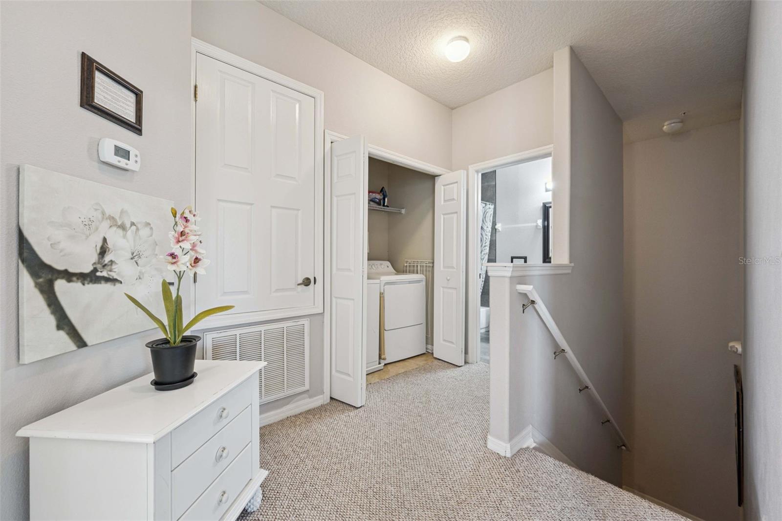 OAKWATER - Residential