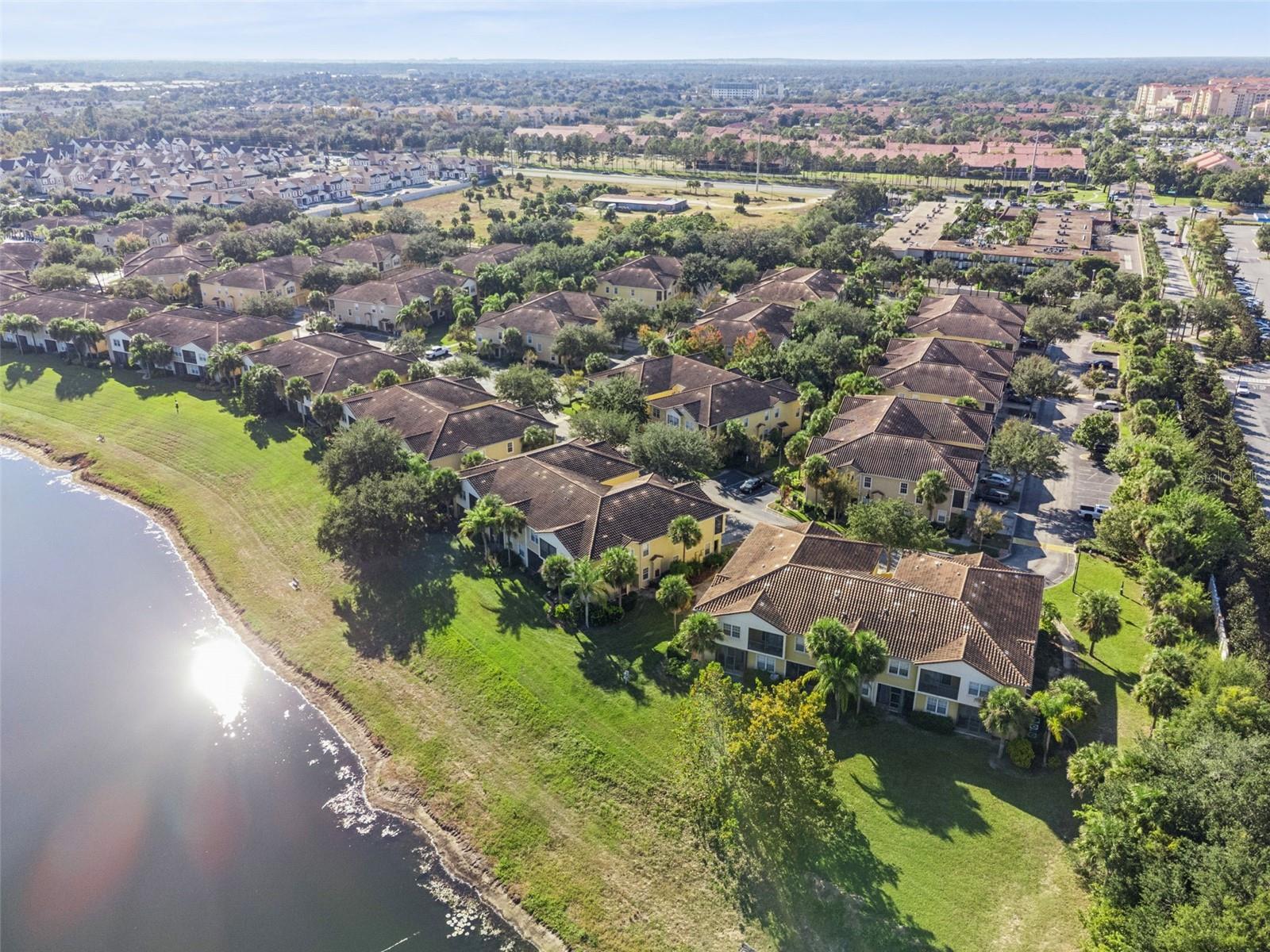 OAKWATER - Residential