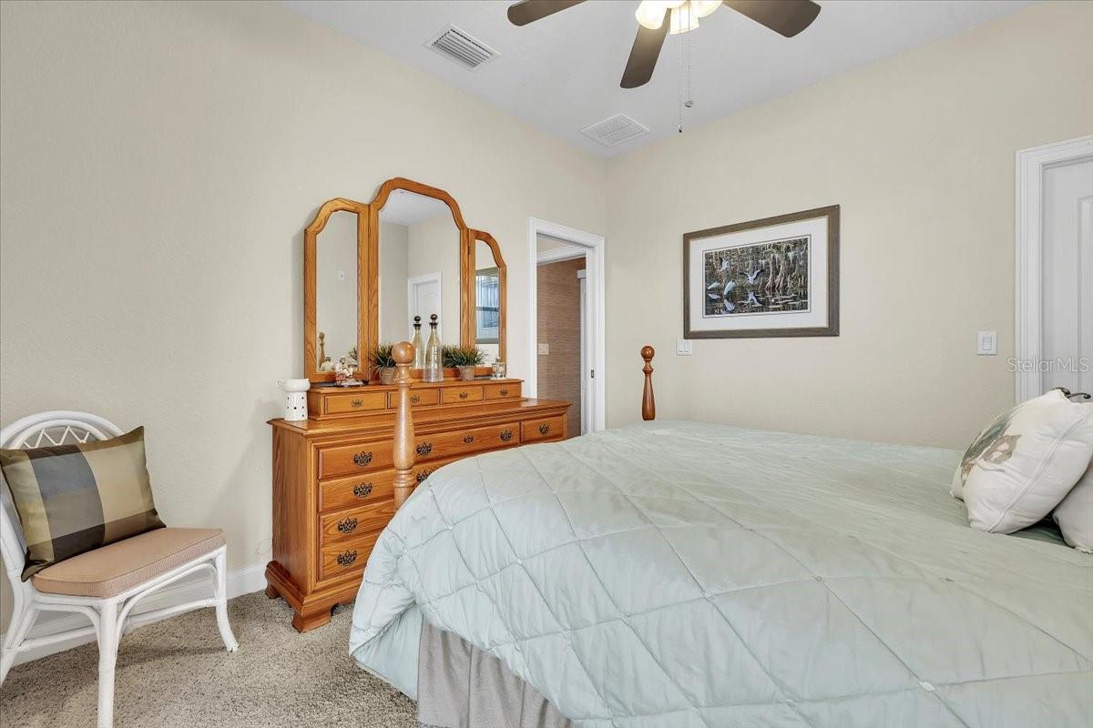 CHARLOTTE PARK - Residential