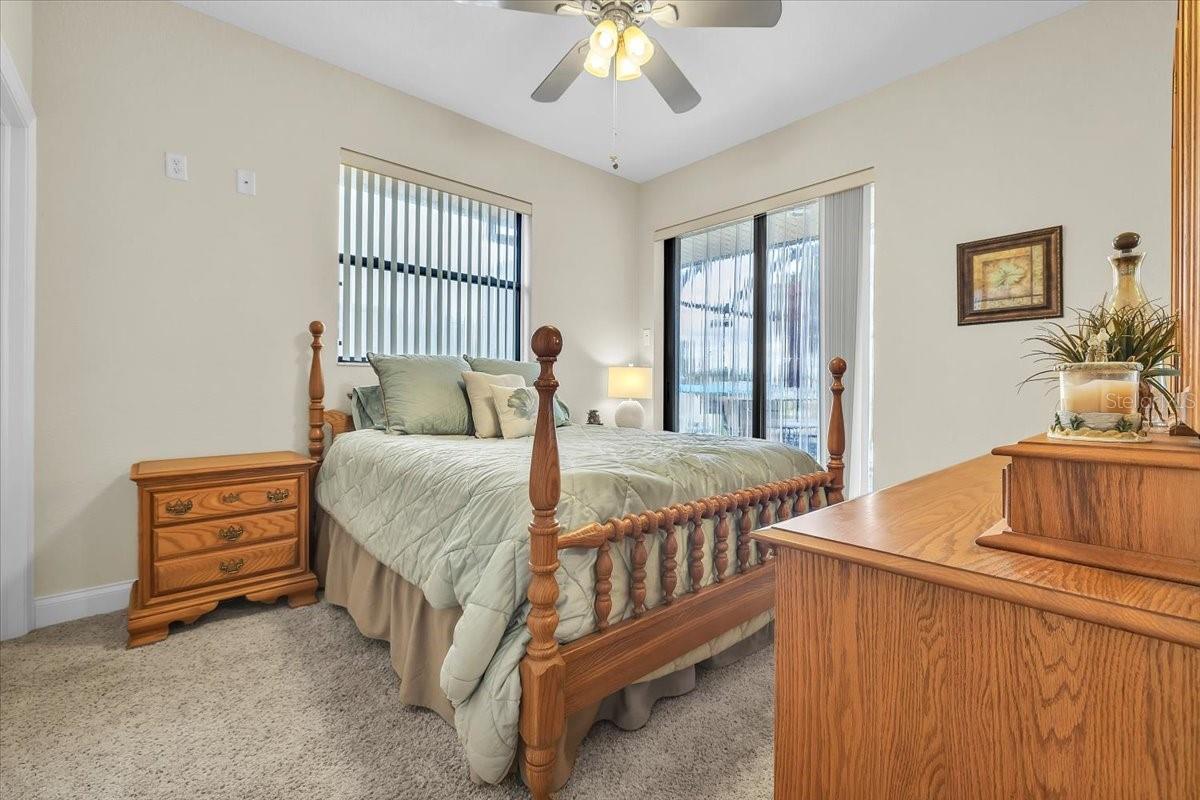 CHARLOTTE PARK - Residential