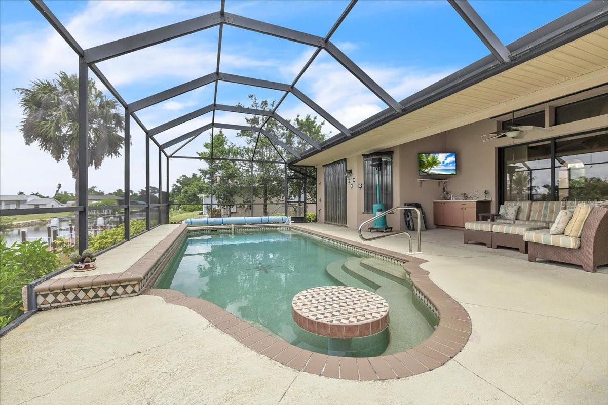 CHARLOTTE PARK - Residential