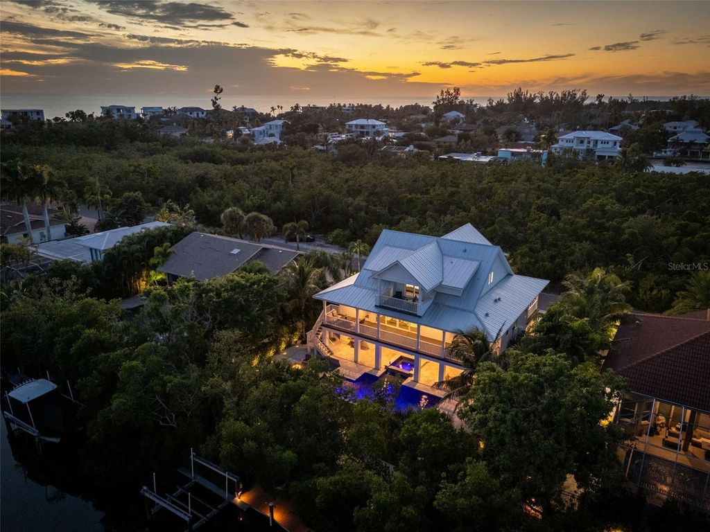 Photo of 598 Lyons Lane, Longboat Key, FL 34228 (MLS # A4669369)