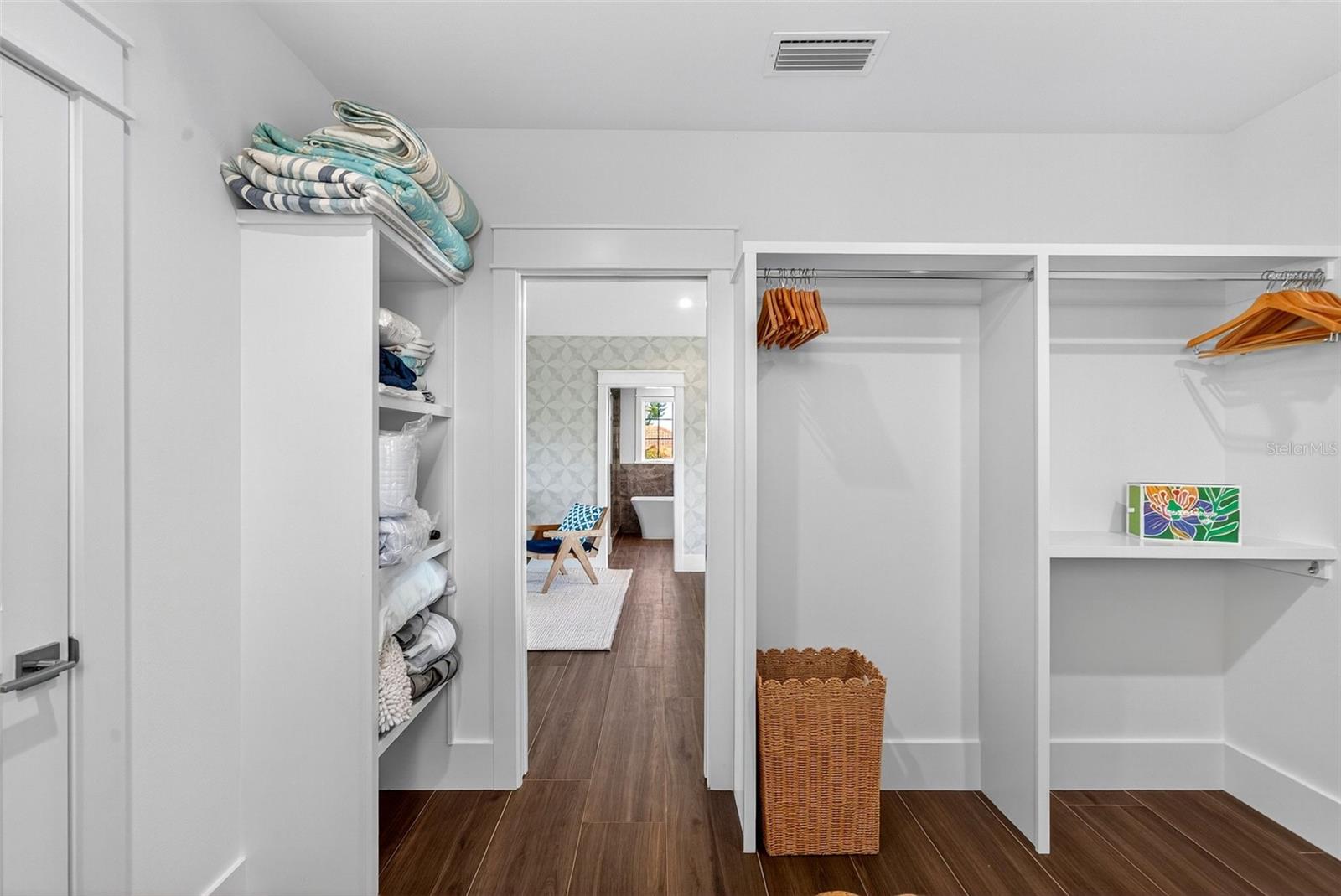 SLEEPY LAGOON PARK 2 - Residential