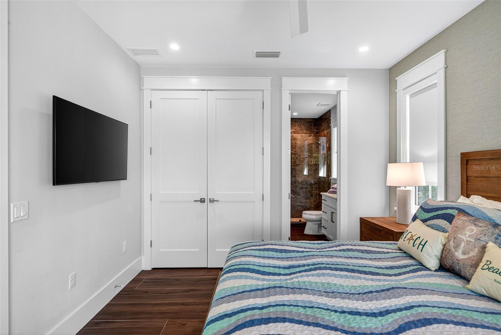 SLEEPY LAGOON PARK 2 - Residential