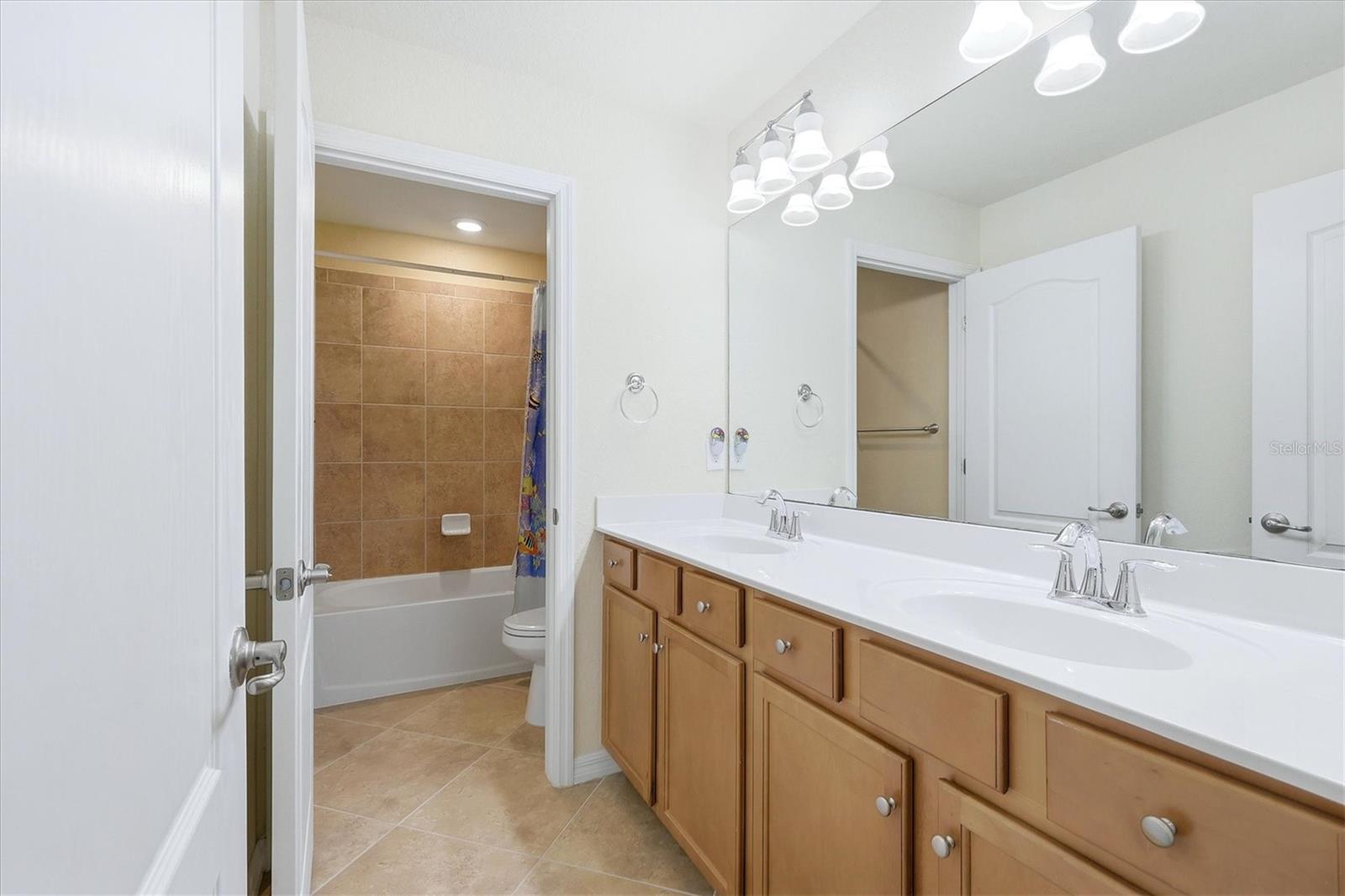 GRAN PARADISO PH 1 - Residential