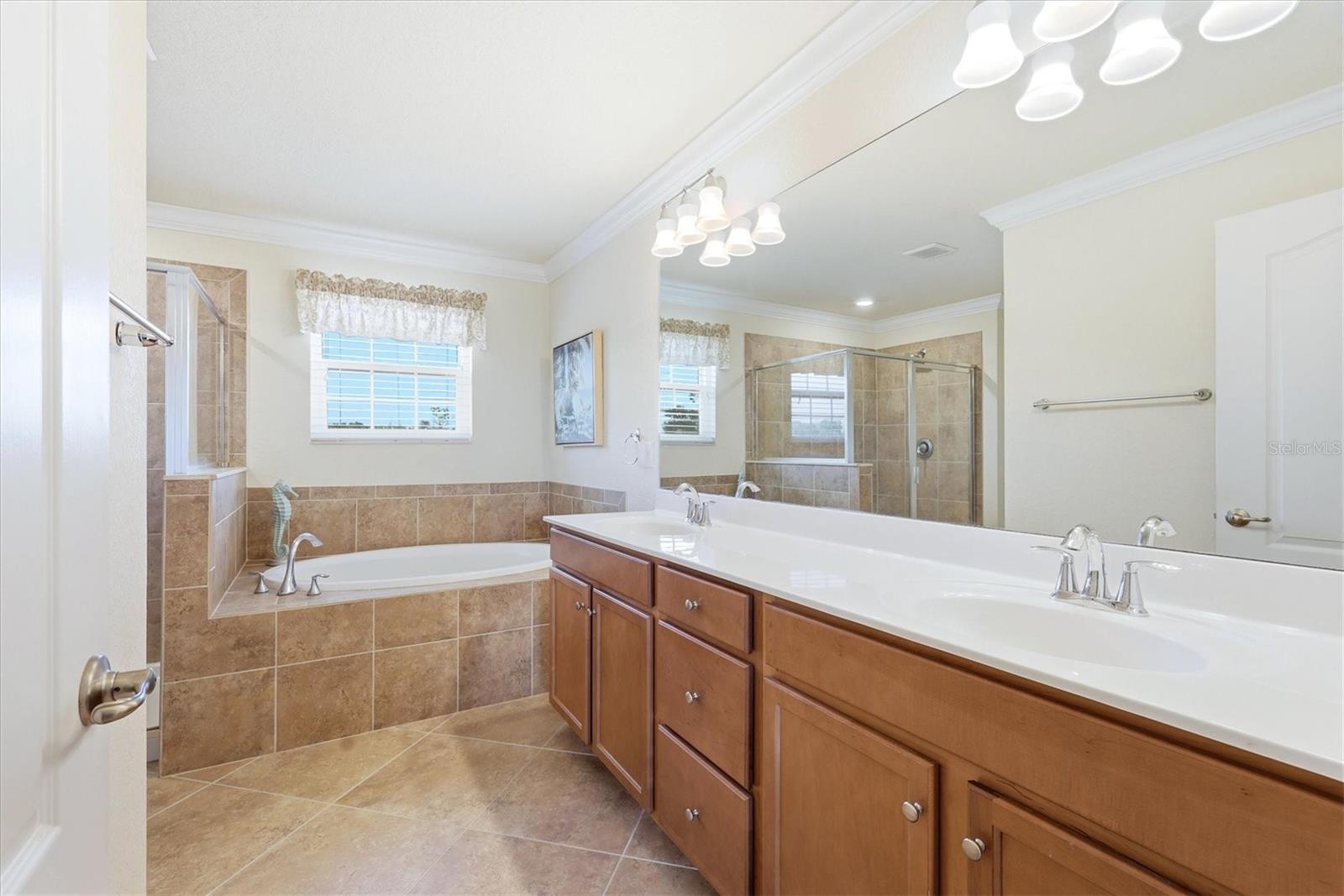 GRAN PARADISO PH 1 - Residential