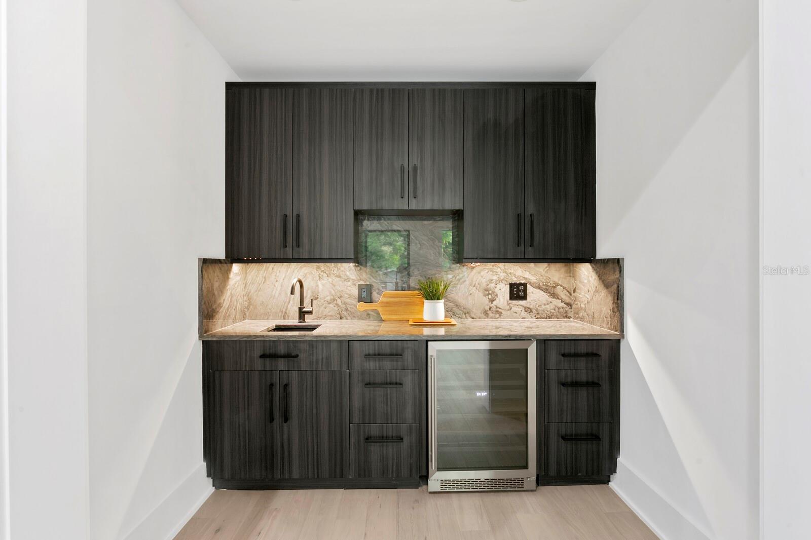 BEL MAR REV ISLAND UNIT - Residential