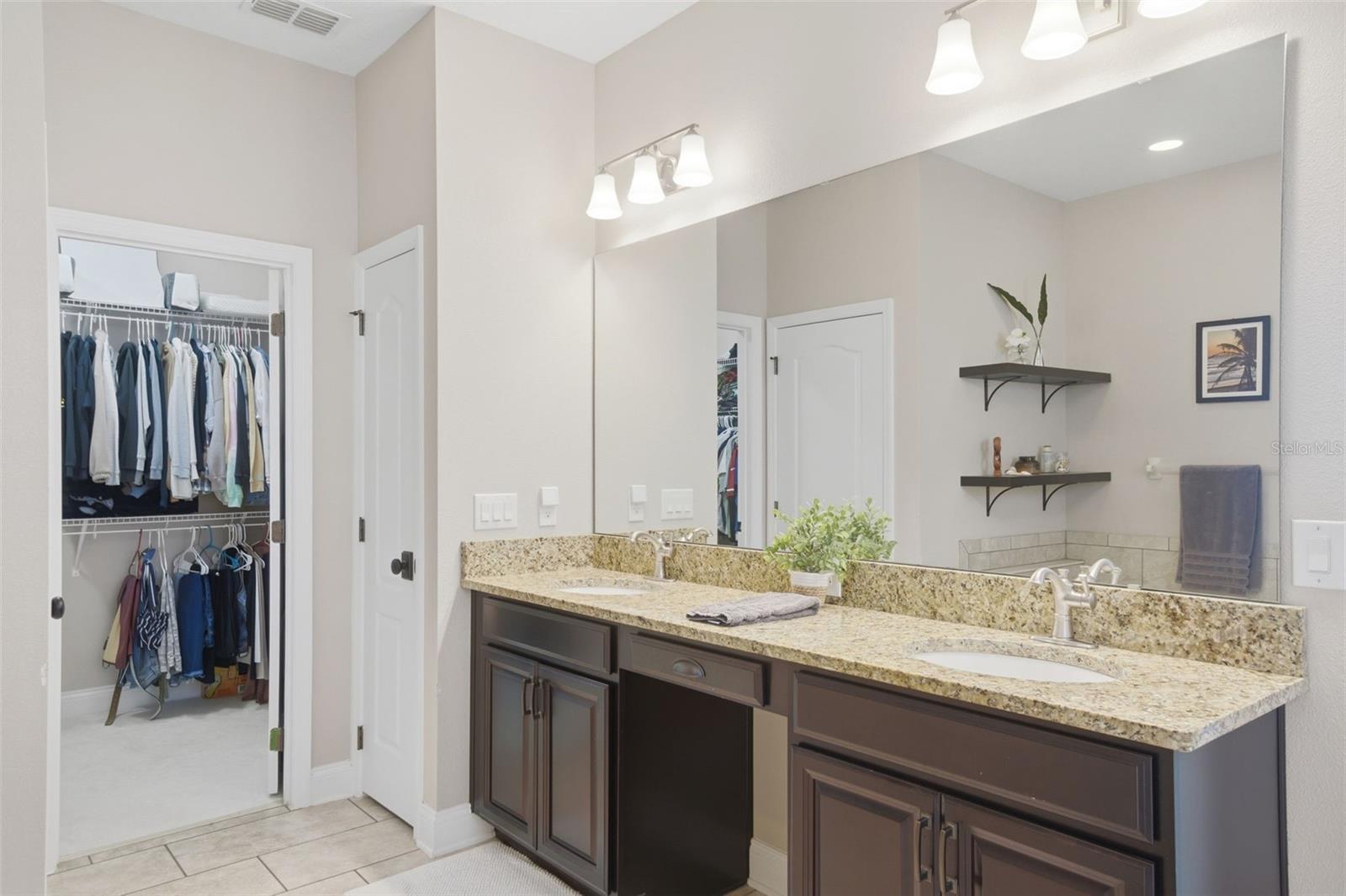 RIVIERA BELLA UN 3 - Residential