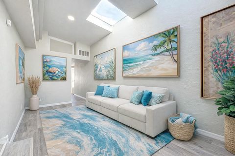 Tiny photo for 421 NW 14th Place, Crystal River, FL 34428 (MLS # TB8461618)