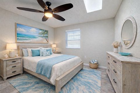 Tiny photo for 421 NW 14th Place, Crystal River, FL 34428 (MLS # TB8461618)