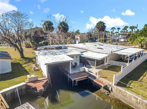 Tiny photo for 421 NW 14th Place, Crystal River, FL 34428 (MLS # TB8461618)