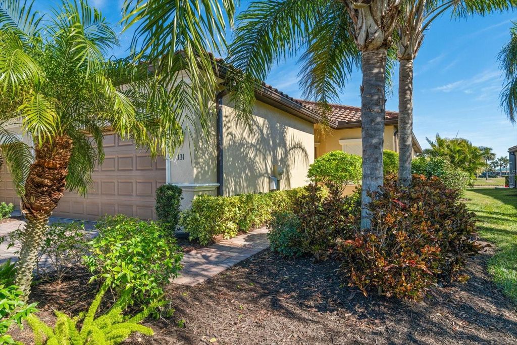 Photo of 131 Babbling Brook Run, Bradenton, FL 34212 (MLS # A4681163)