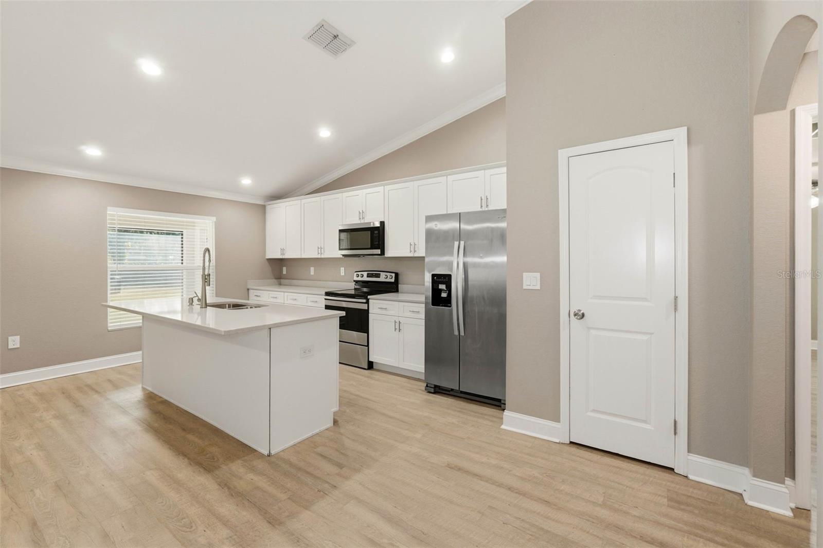 GREENFIELDS 1-H UN 3 - Residential