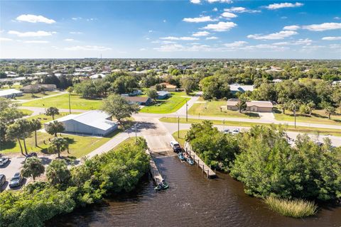 A home in PUNTA GORDA