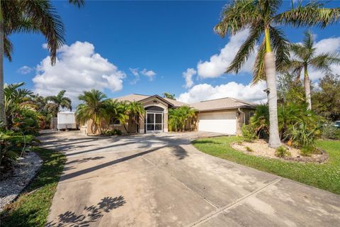 A home in PUNTA GORDA