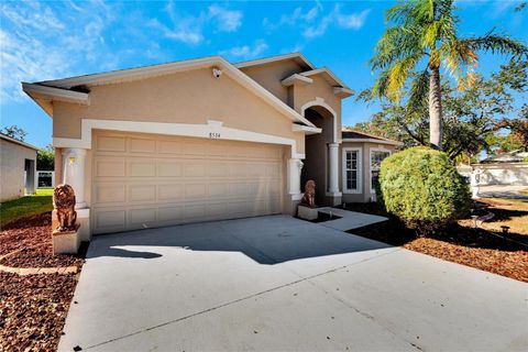 A home in GIBSONTON