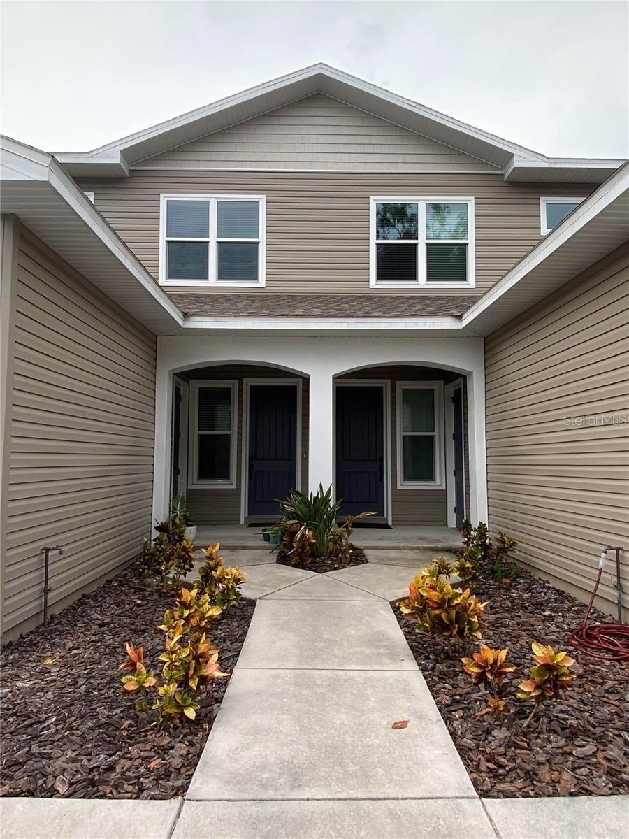 Spacious 2 Bedroom, 2 and half bathroom townhouse in the heart of Dunedin. Open-concept layout with high ceilings and abundant natural light. Granite kitchen with stainless steel appliances and plenty of cabinet space. Private rear deck perfect for relaxing or entertaining. Impact-rated windows and doors for peace of mind. One-car garage plus driveway parking. Enjoy walking to shops, dining, the Pinellas Trail, and the waterfront.
