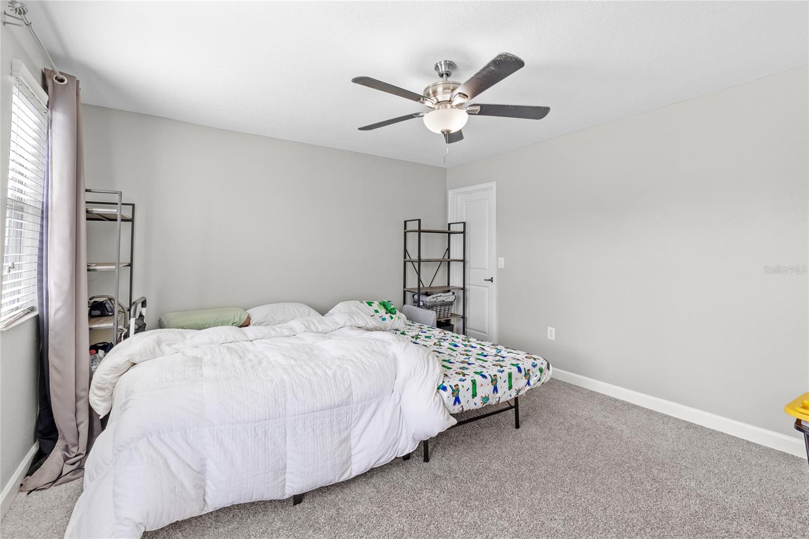 STONEYBROOK HILLS UN #2 - Residential