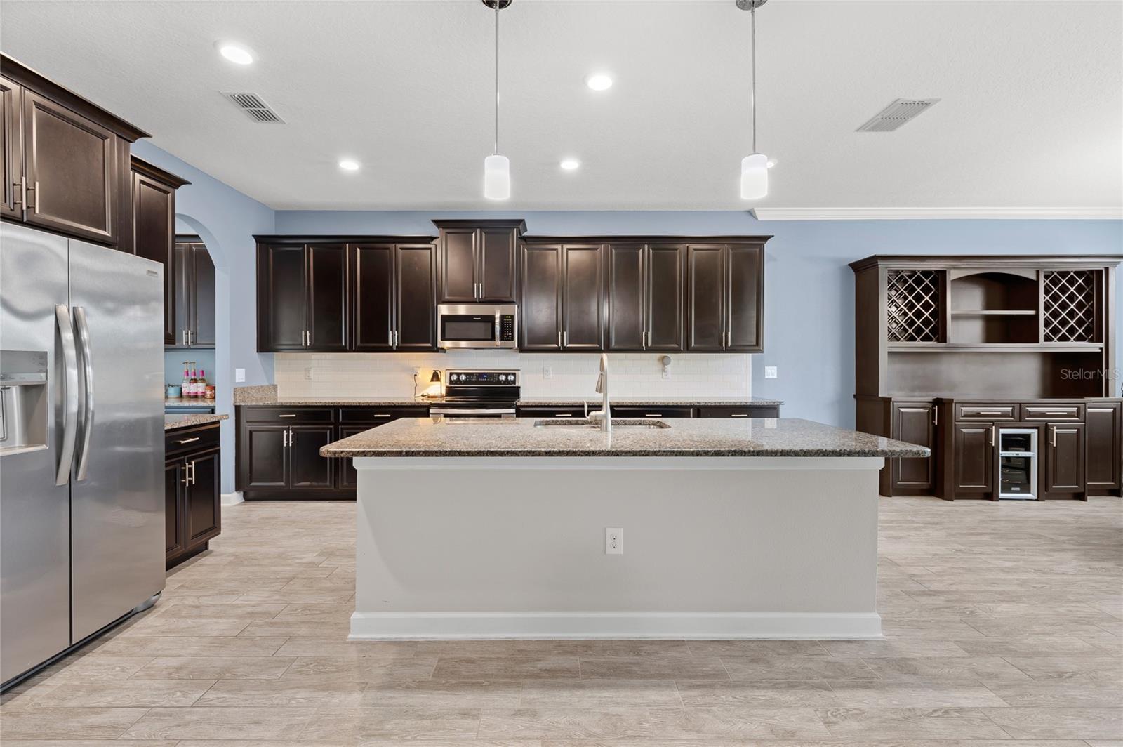 STONEYBROOK HILLS UN #2 - Residential