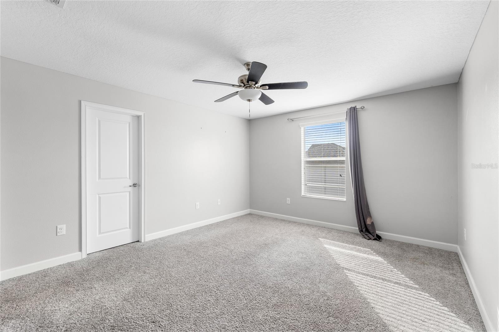 STONEYBROOK HILLS UN #2 - Residential