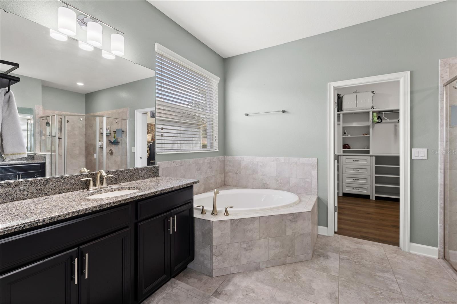 STONEYBROOK HILLS UN #2 - Residential