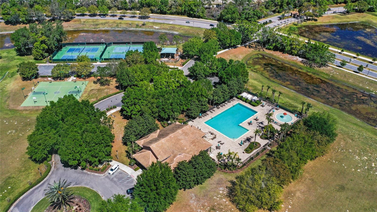 STONEYBROOK HILLS UN #2 - Residential