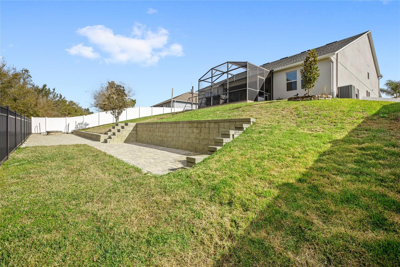 STONEYBROOK HILLS UN #2 - Residential