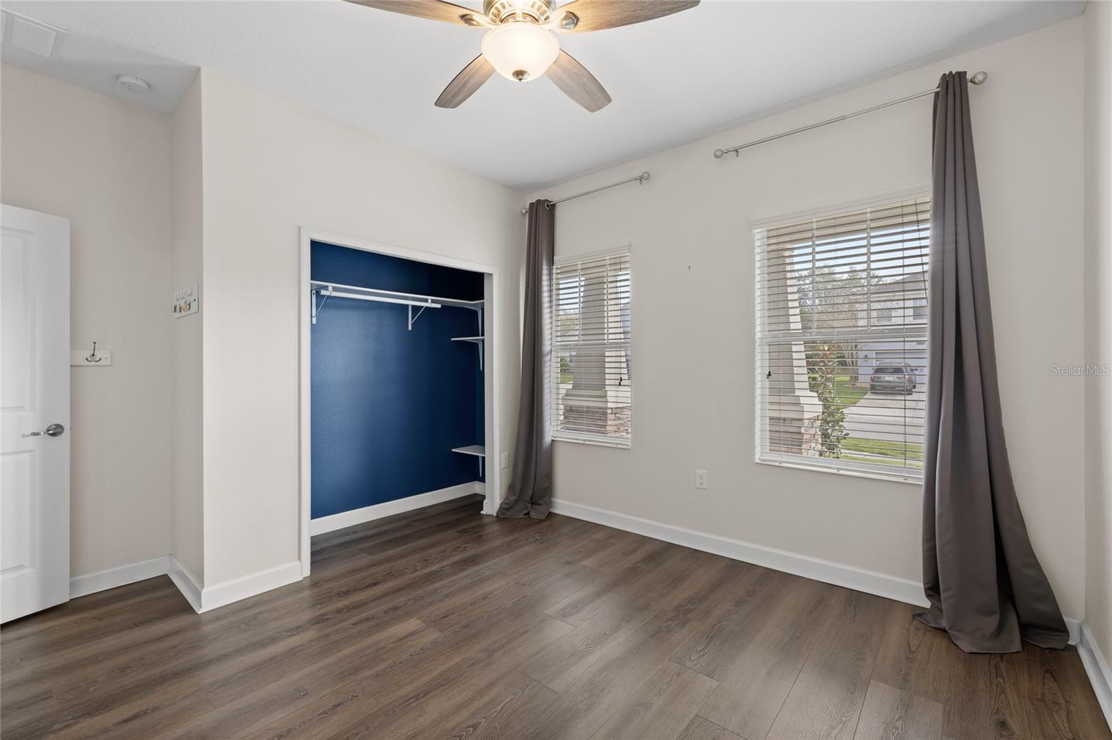 STONEYBROOK HILLS UN #2 - Residential