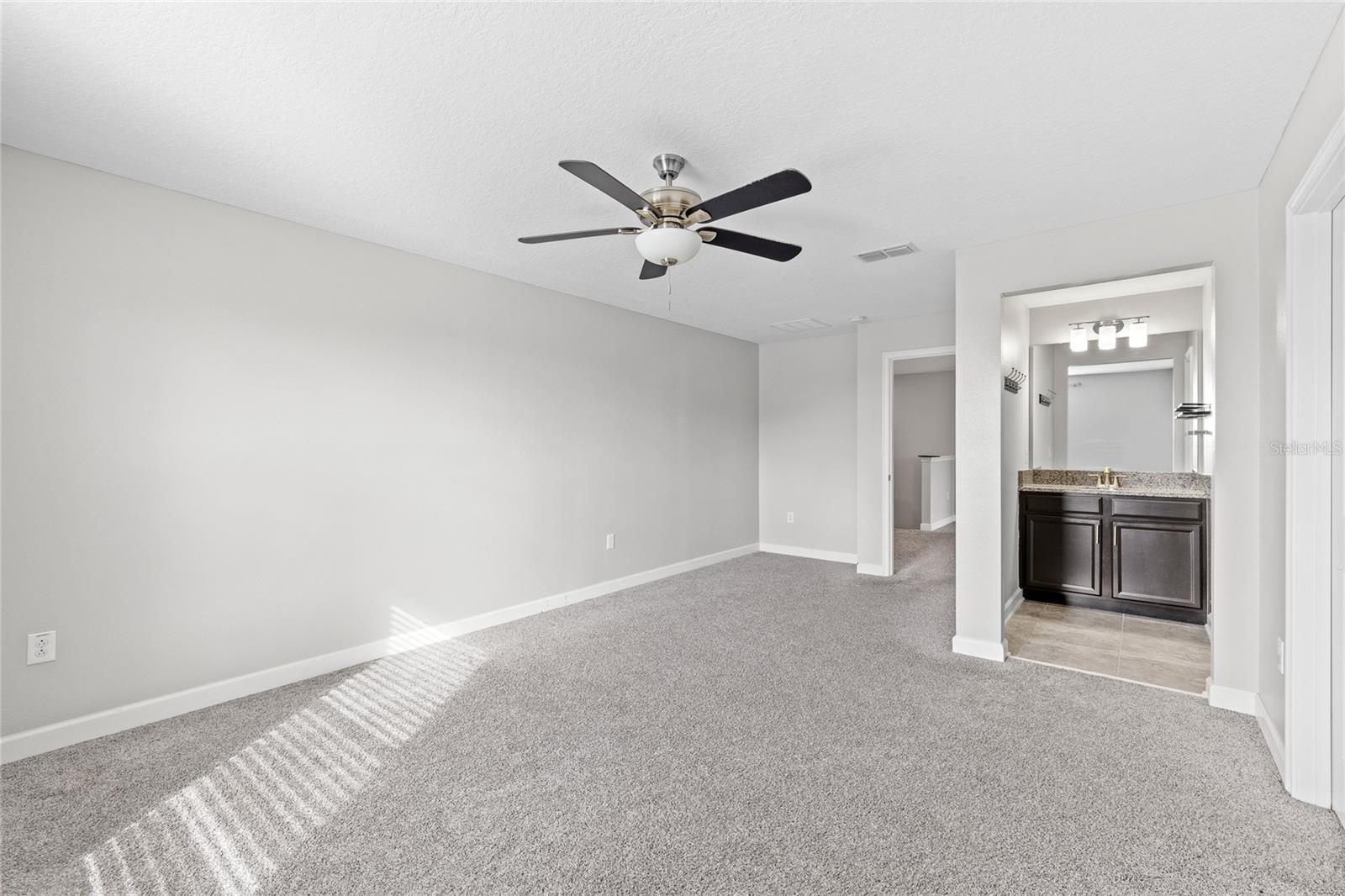 STONEYBROOK HILLS UN #2 - Residential