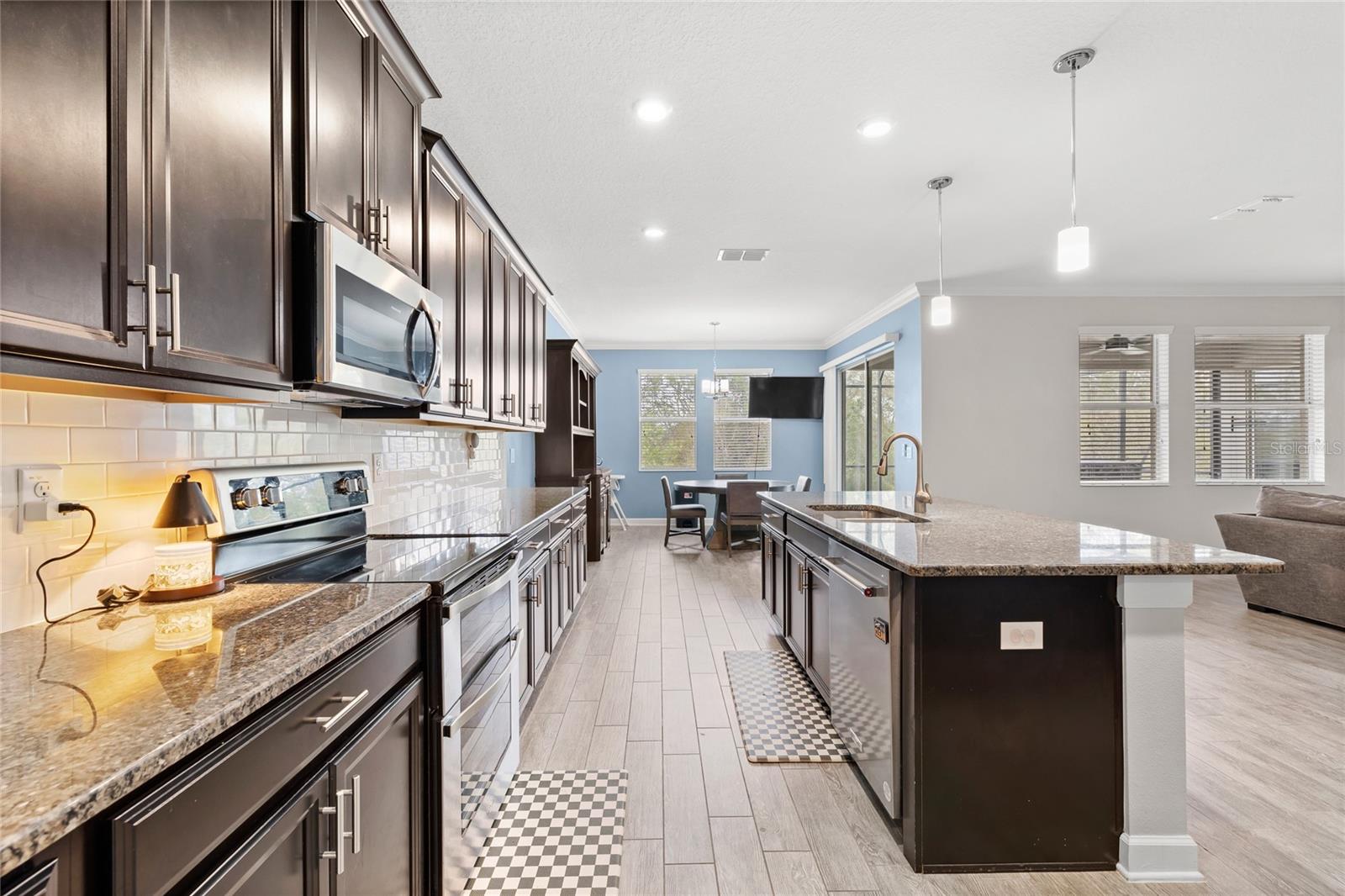 STONEYBROOK HILLS UN #2 - Residential