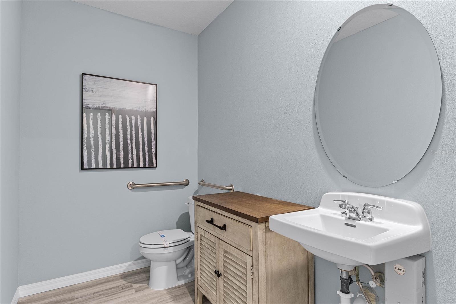 HARMONY ON LAKE ELOISE - Residential