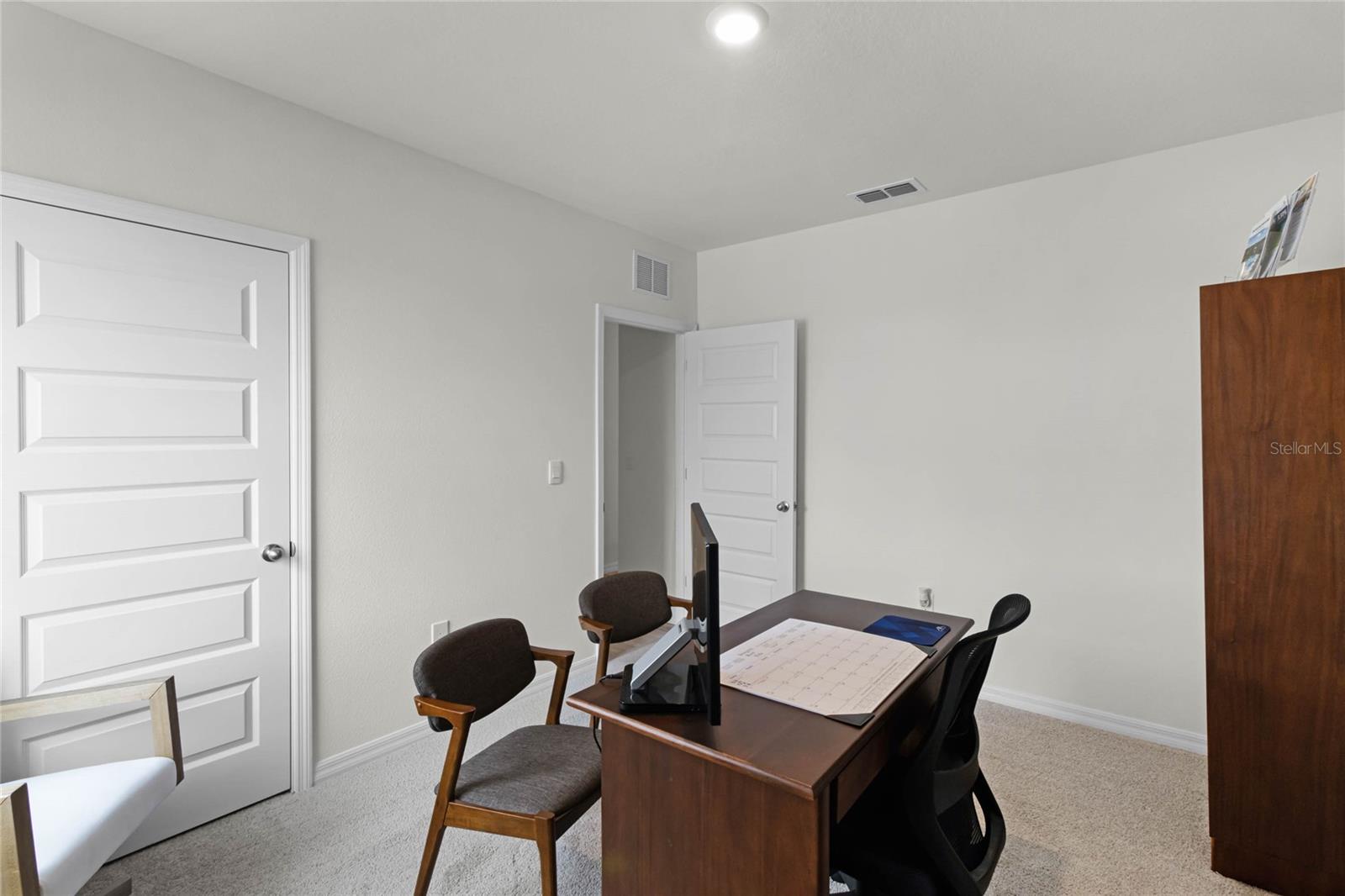 HARMONY ON LAKE ELOISE - Residential