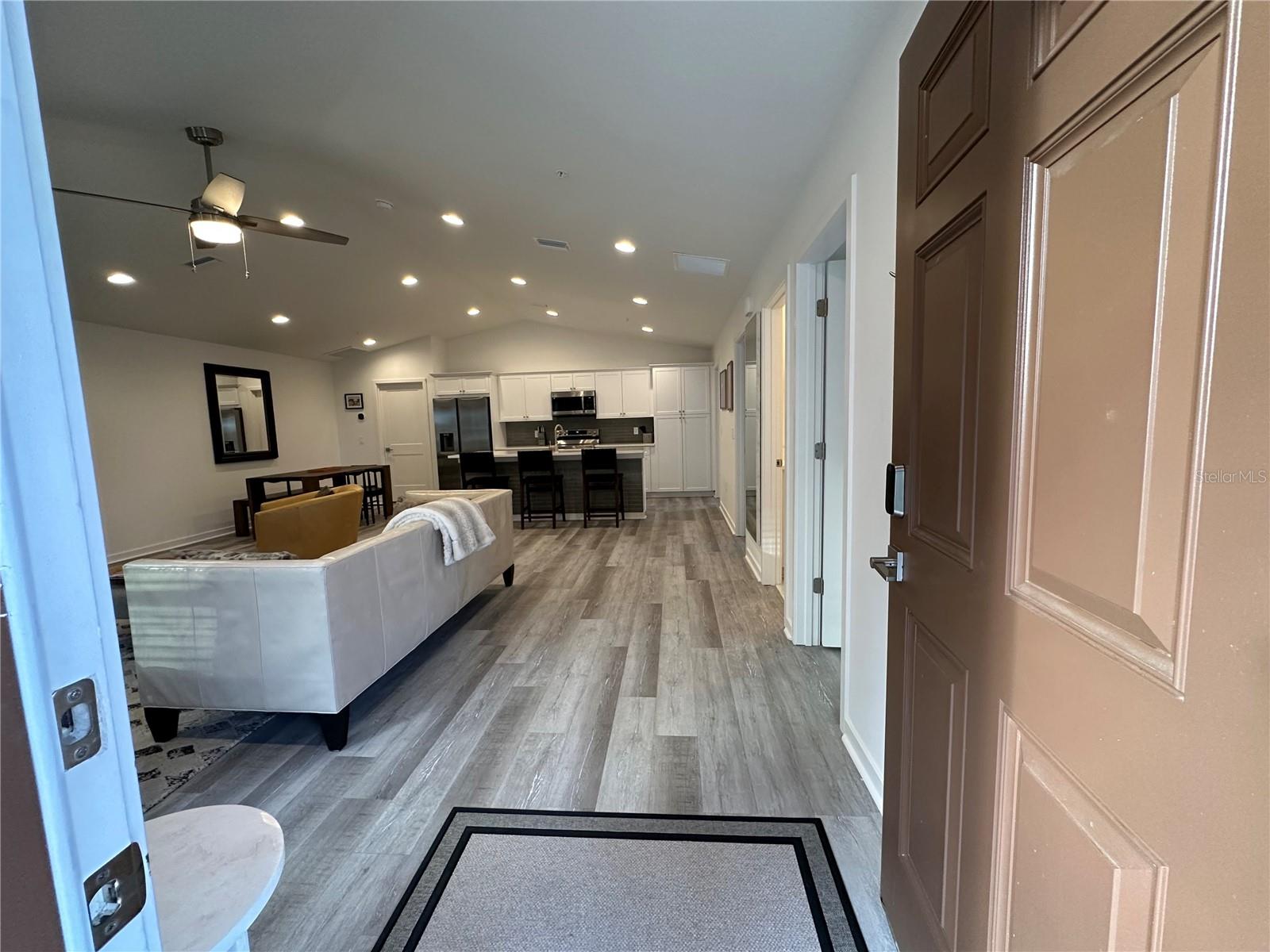 GOLDEN HILLS QUADRAVILLAS - Residential Lease