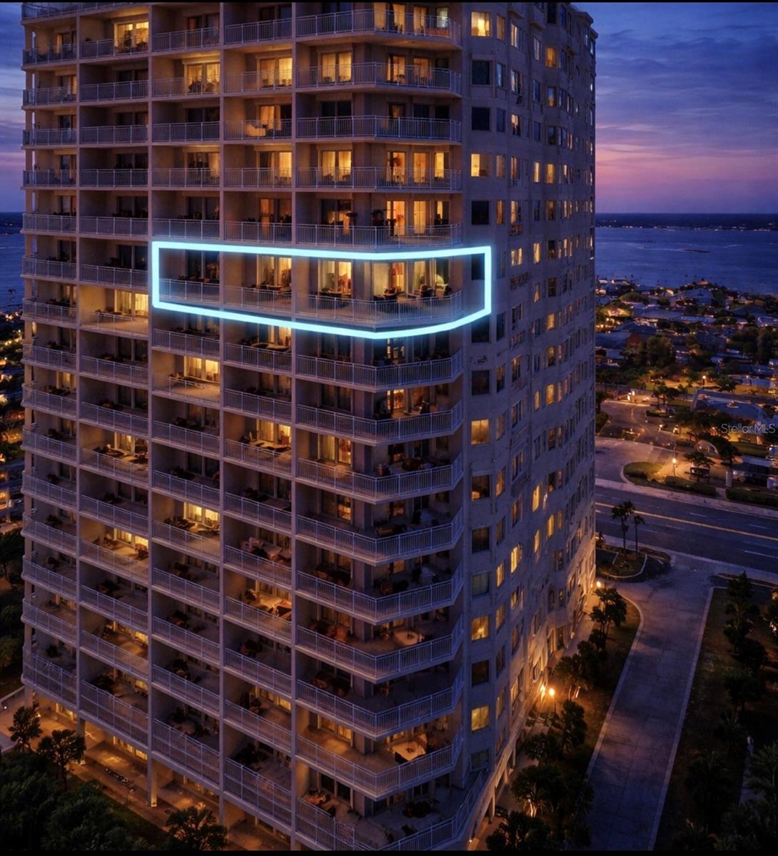 NORTH GRAND COQUINA CONDO PENTHOUSE UNIT - Residential