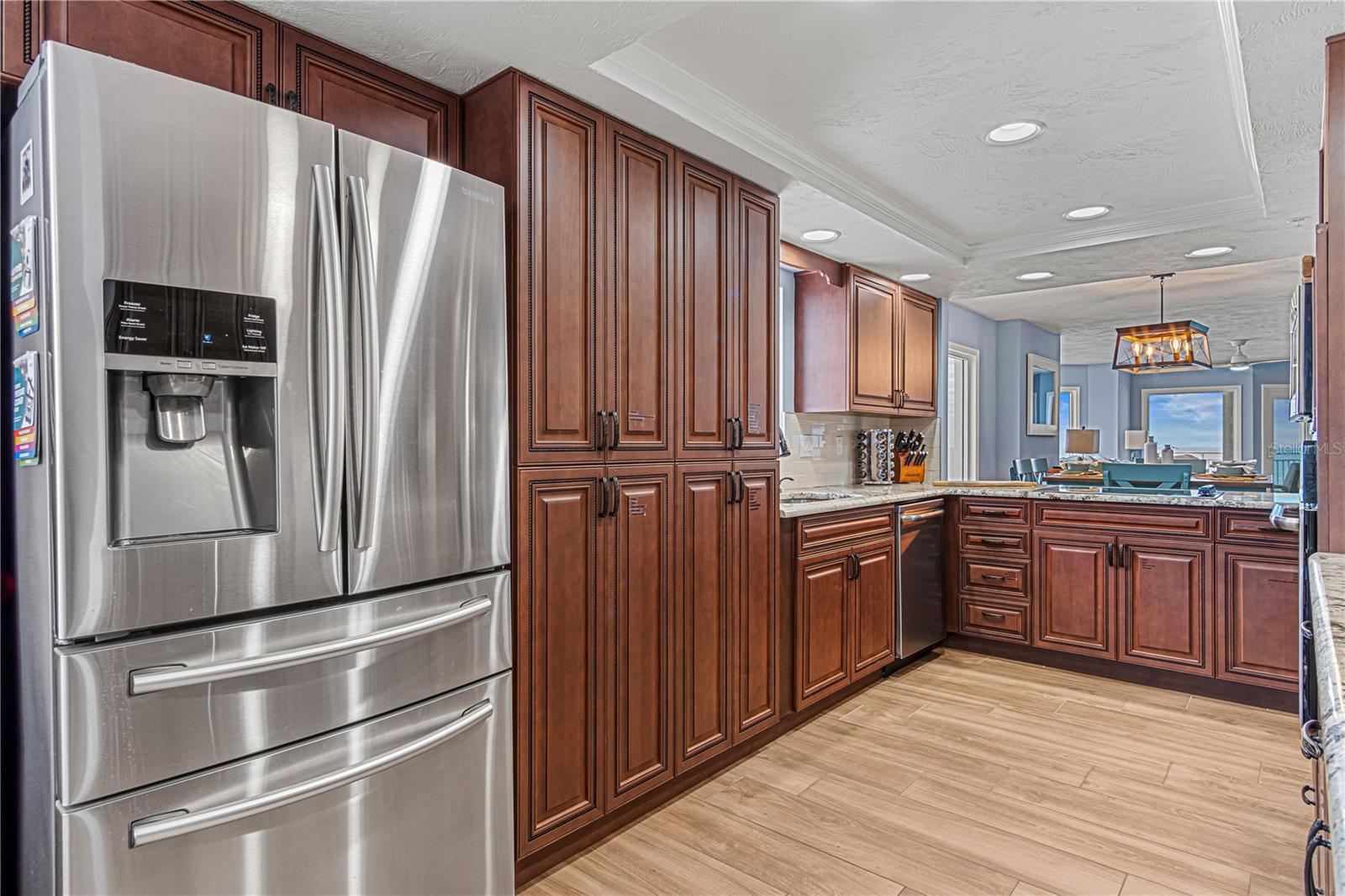 NORTH GRAND COQUINA CONDO PENTHOUSE UNIT - Residential