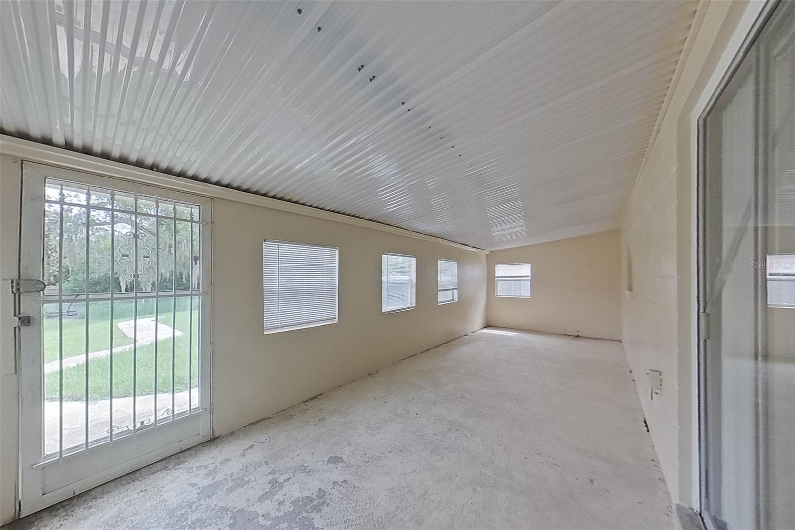 SILVER STAR MANOR - Residential Lease