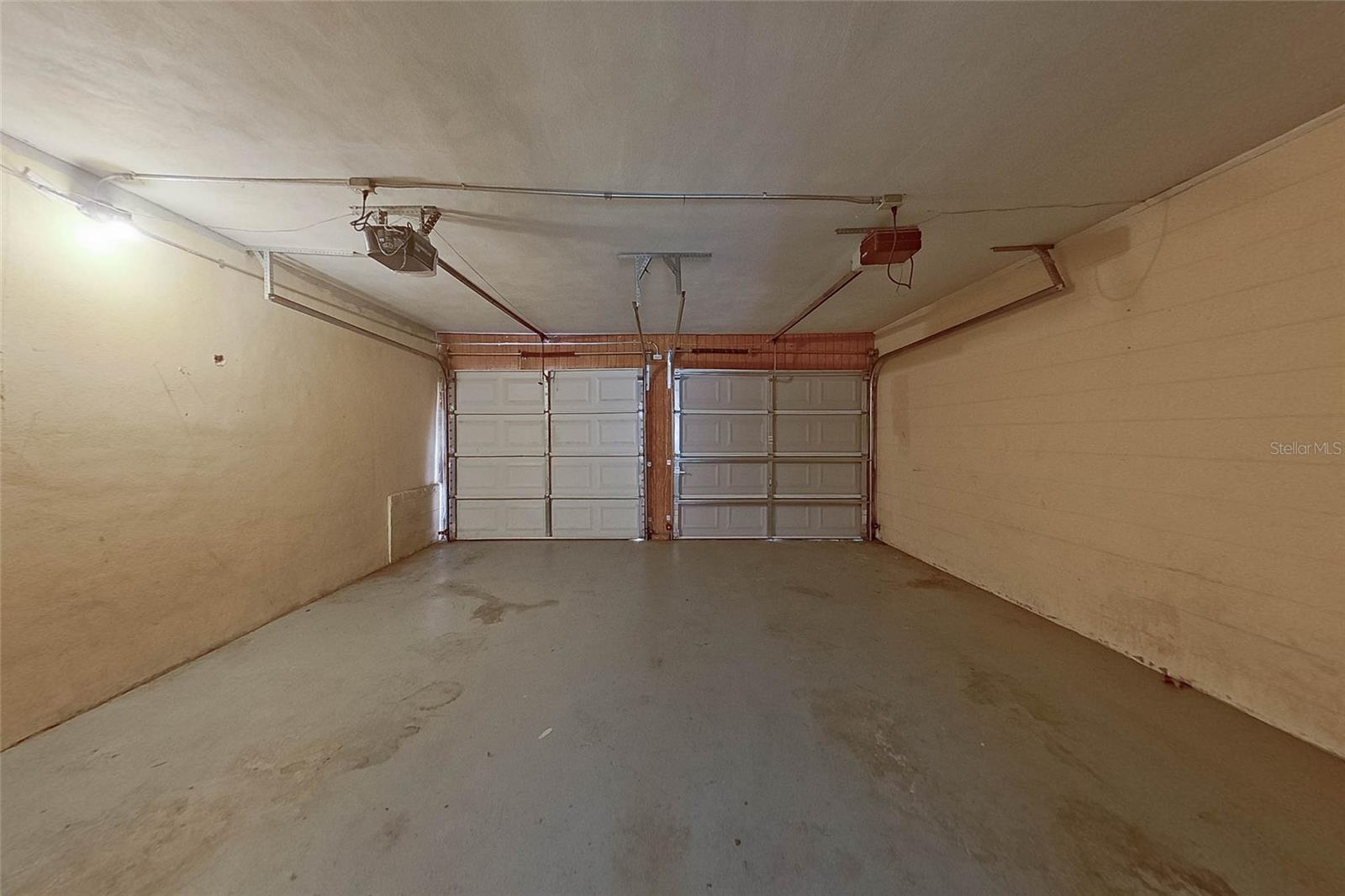 SILVER STAR MANOR - Residential Lease