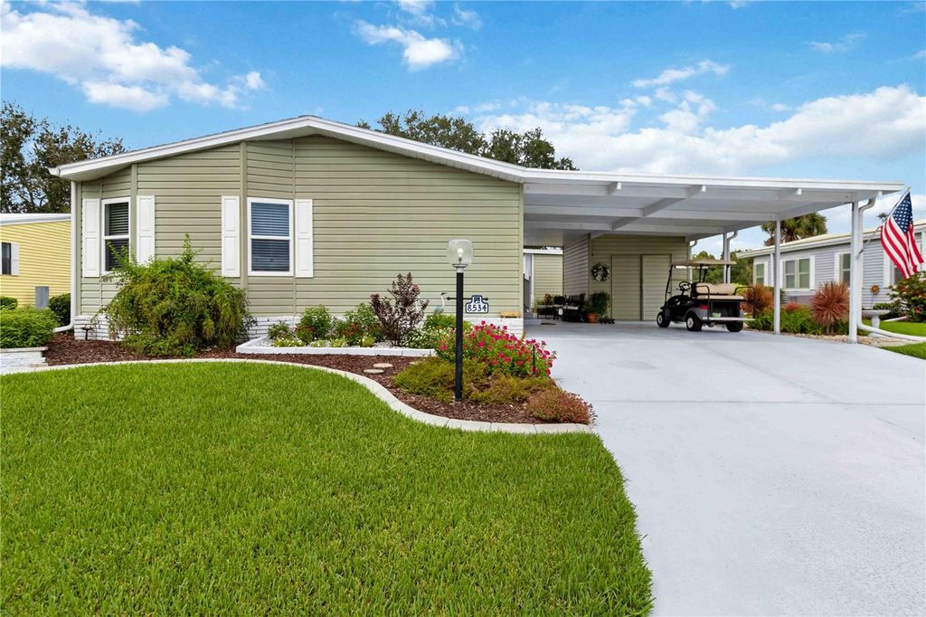 Photo of 8534 Countess Avenue Circle, Palmetto, FL 34221 (MLS # A4662969)