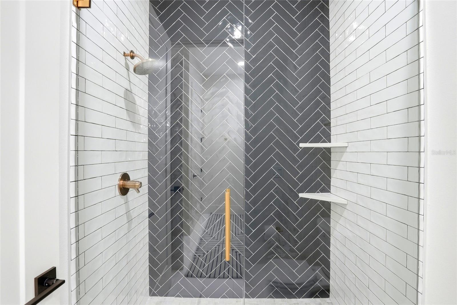 ENCLAVE/LK PADGETT - Residential