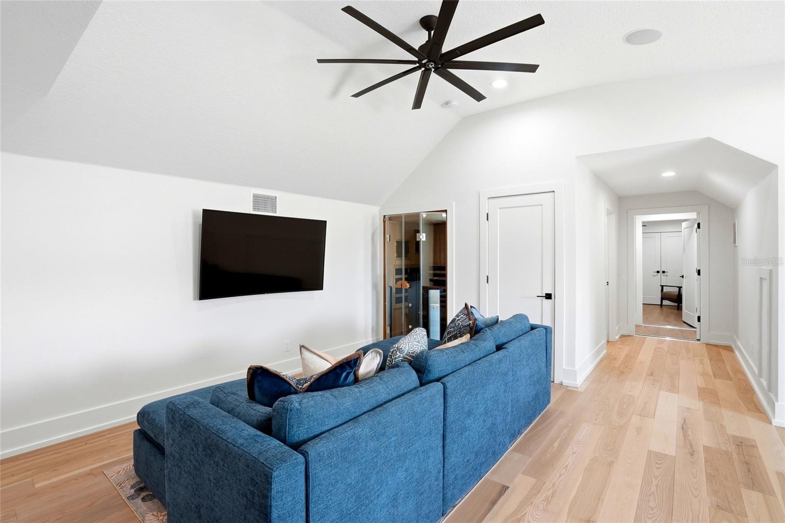 ENCLAVE/LK PADGETT - Residential