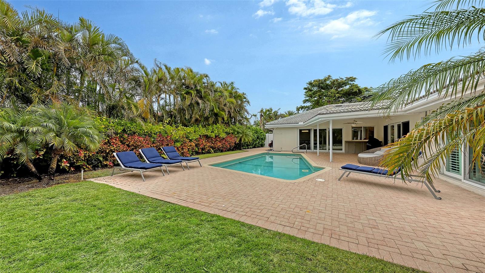 BIRD KEY SUB - Residential