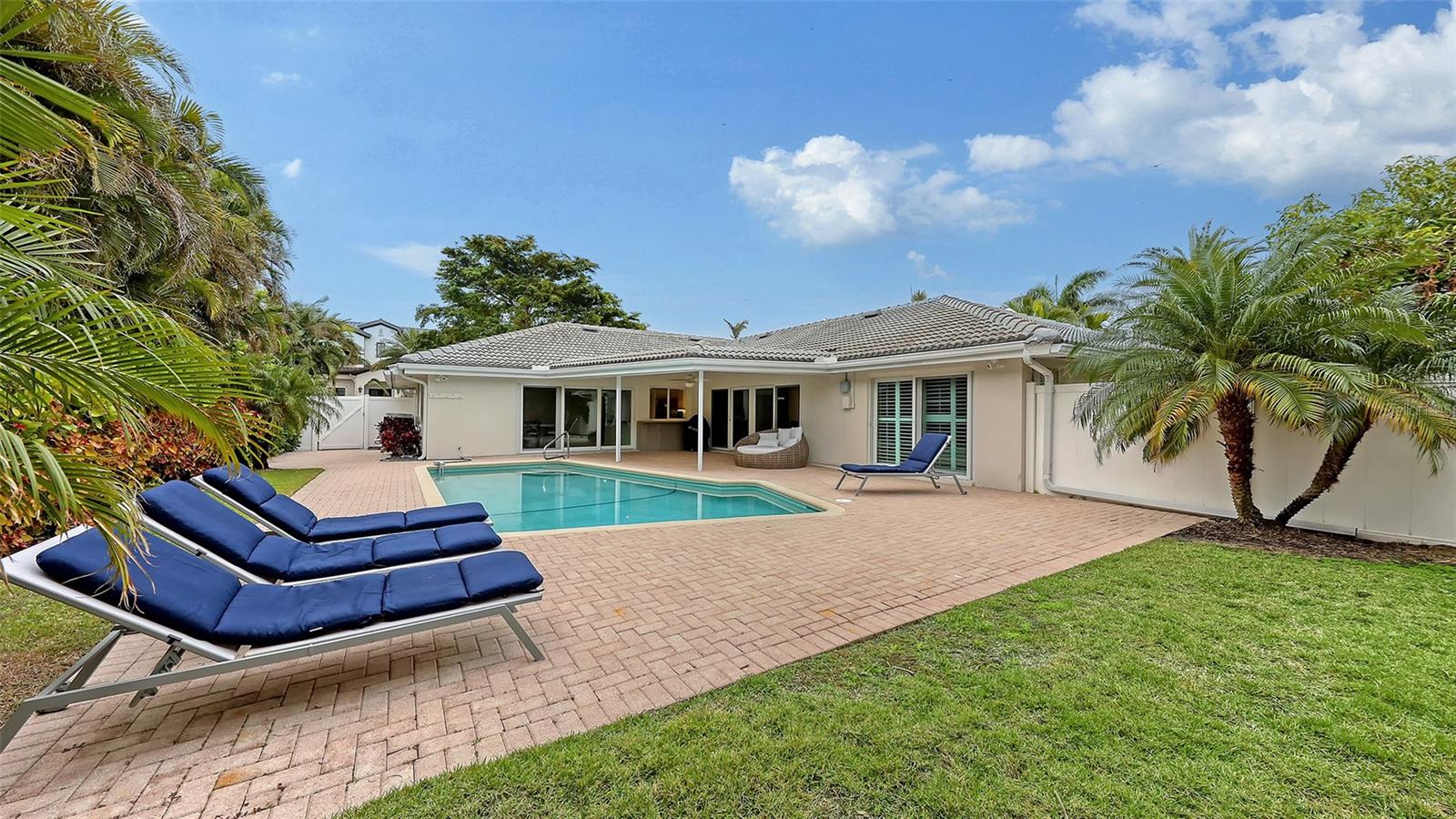 BIRD KEY SUB - Residential