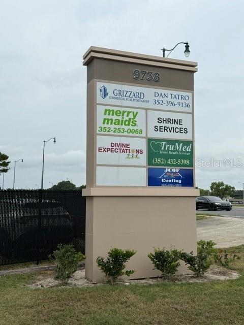 SILVER LAKE ESTATES - Commercial Lease