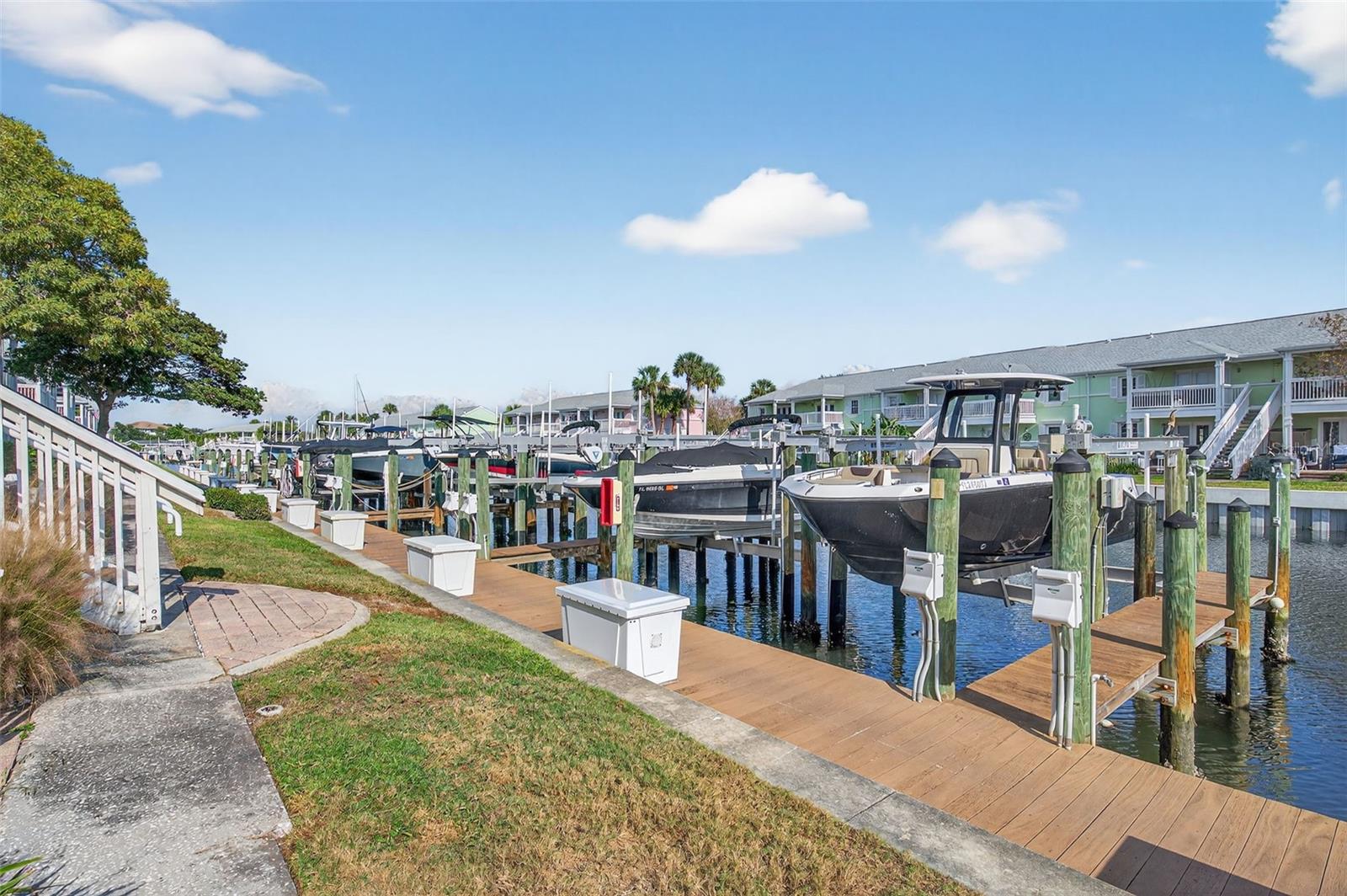 WATERSIDE AT COQUINA KEY SOUTH - Residential