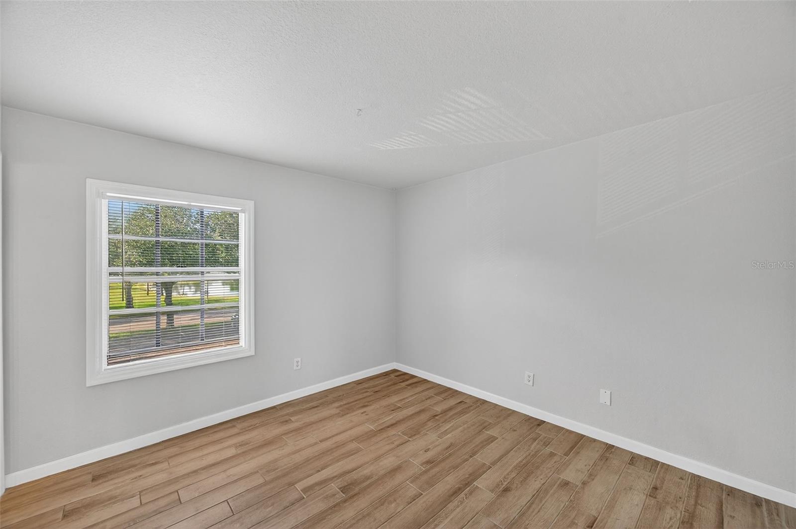 WATERSIDE AT COQUINA KEY SOUTH - Residential