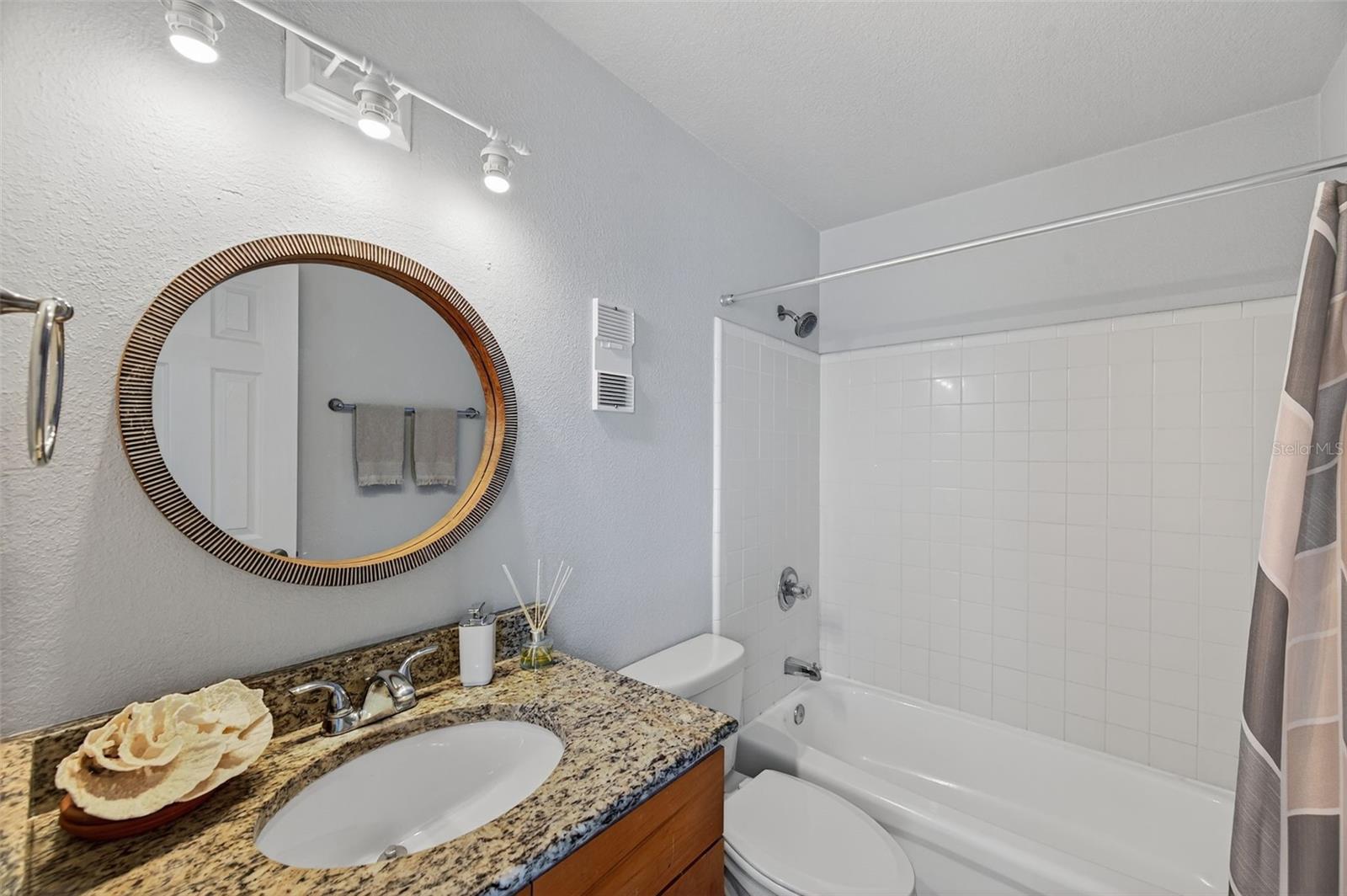 WATERSIDE AT COQUINA KEY SOUTH - Residential