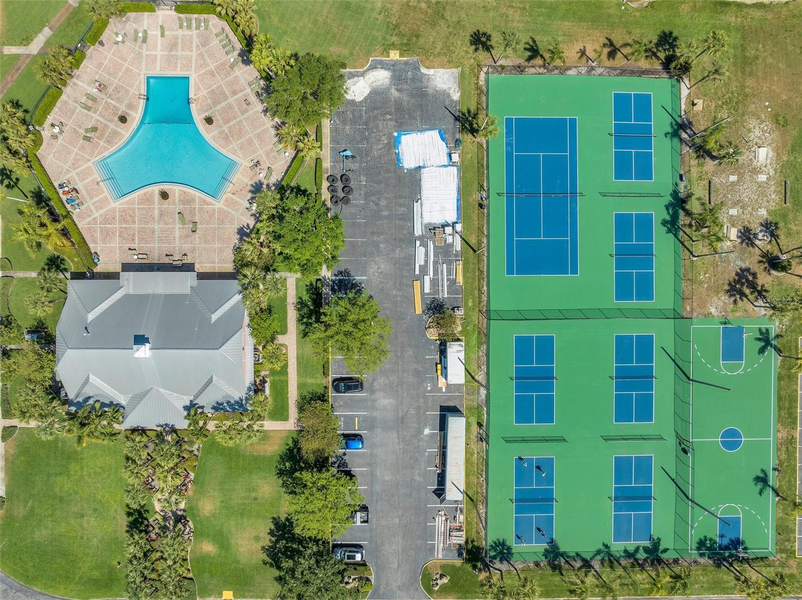 WATERSIDE AT COQUINA KEY SOUTH - Residential